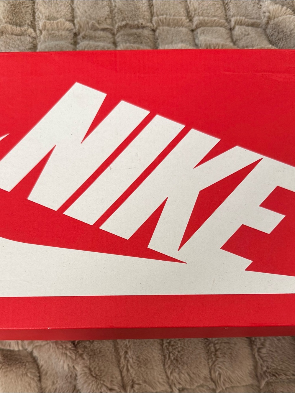 Nike Women's Black Running Sneakers with Glossy Swoosh - Picture 6 of 7